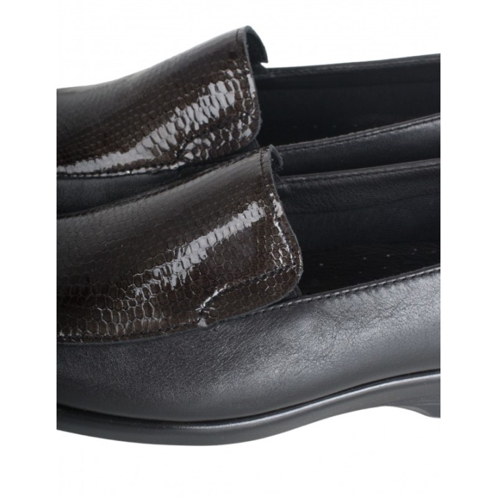 Mocasines Cuna Combinados Charol Negros 48 HOURS