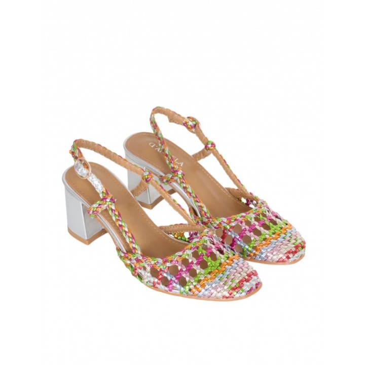 Zapatos Metalizados Calados Colores